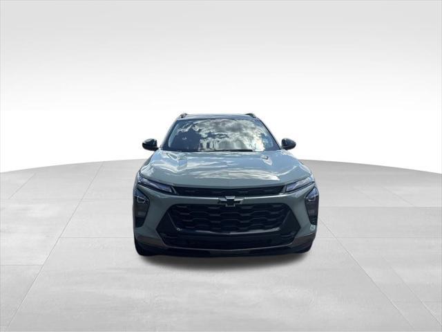 Photo of 2024 Cacti Green Chevrolet Trax
