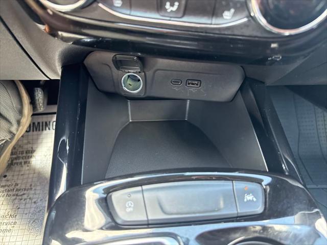 Photo of 2024 Cacti Green Chevrolet Trax