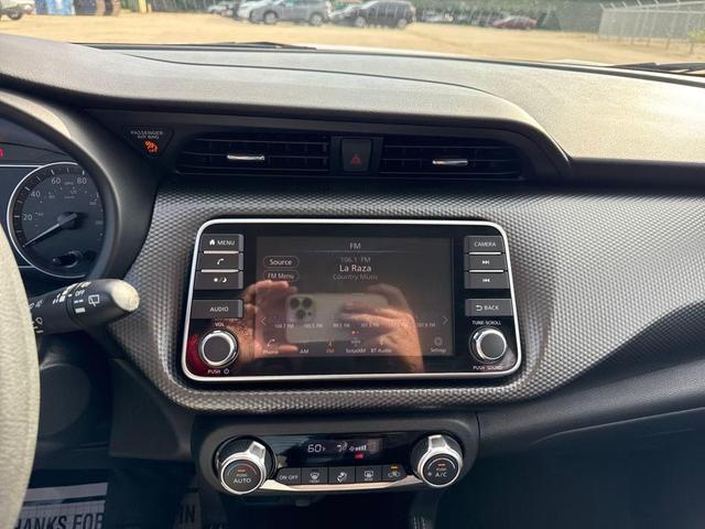 Photo of 2020 Brilliant Silver Metallic Nissan Kicks
