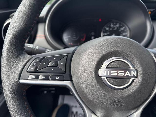 Photo of 2023 Scarlet Ember Tintcoat Nissan Kicks