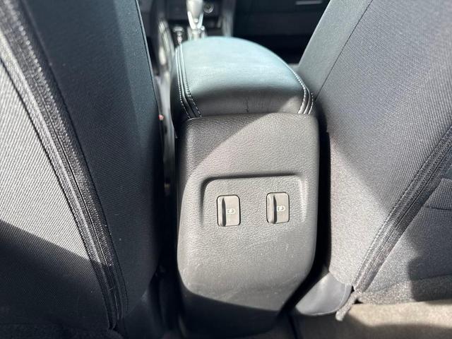 Photo of 2023 Scarlet Ember Tintcoat Nissan Kicks