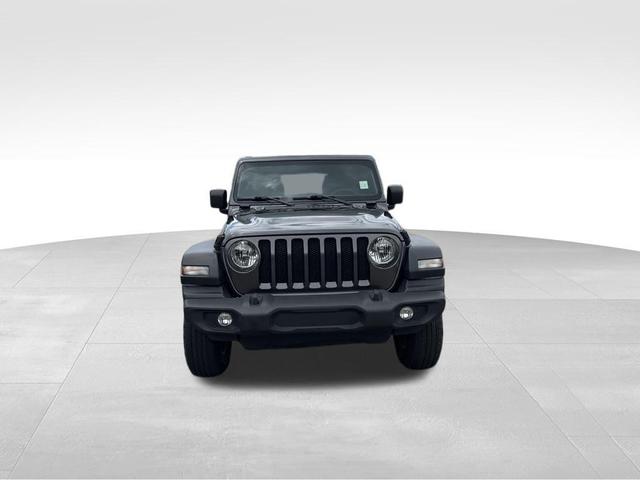 Photo of 2020 Granite Crystal Metallic Clearcoat Jeep Wrangler Unlimited