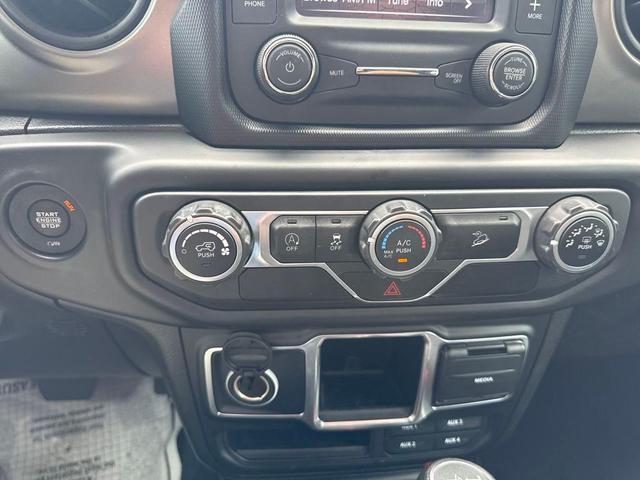 Photo of 2020 Granite Crystal Metallic Clearcoat Jeep Wrangler Unlimited