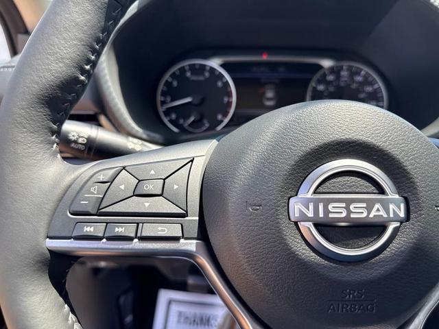 Photo of 2025 Super Black Nissan Sentra