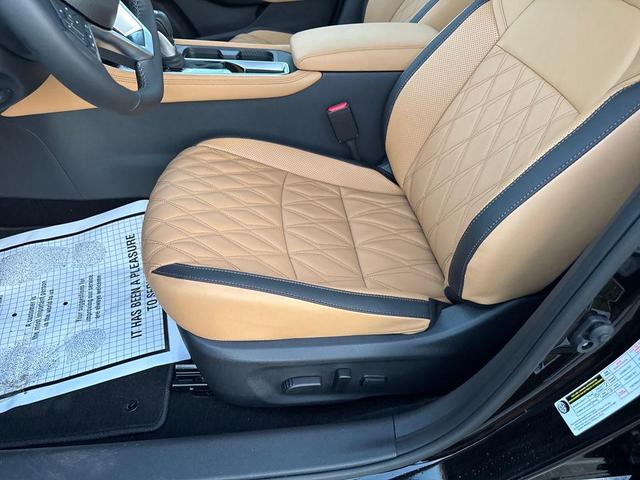 Photo of 2025 Super Black Nissan Sentra