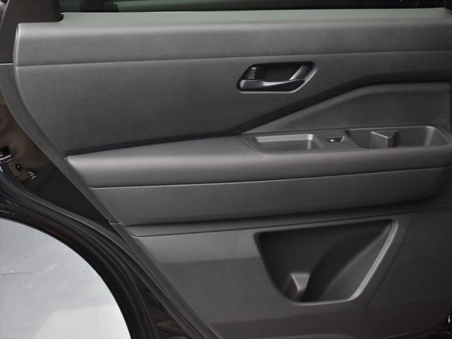 Photo of 2025 Super Black Nissan Pathfinder