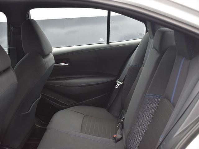Photo of 2021 Super White Toyota Corolla