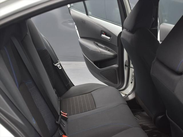 Photo of 2021 Super White Toyota Corolla
