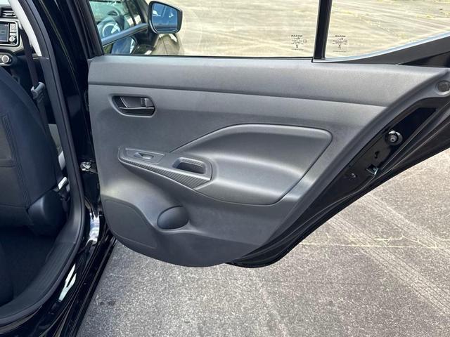 Photo of 2025 Super Black Metallic Nissan Versa