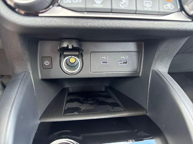 Photo of 2025 Gun Metallic Nissan Versa