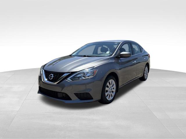 Photo of 2019 Gun Metallic Nissan Sentra