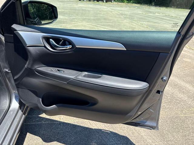Photo of 2019 Gun Metallic Nissan Sentra