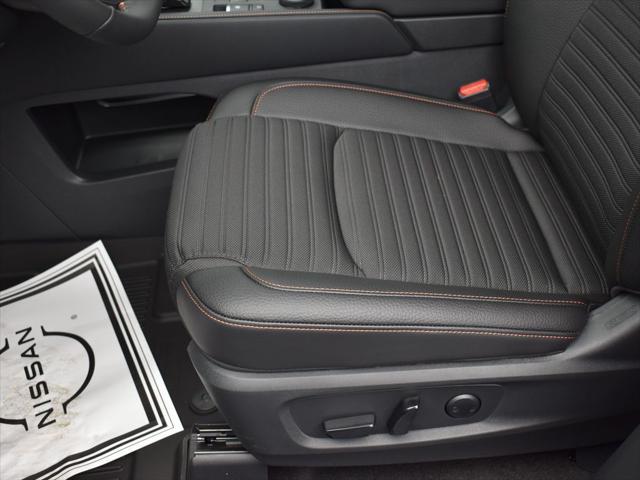 Photo of 2025 Super Black Nissan Pathfinder