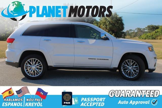 Photo of 2017 Bright White Clear Coat Jeep Grand Cherokee