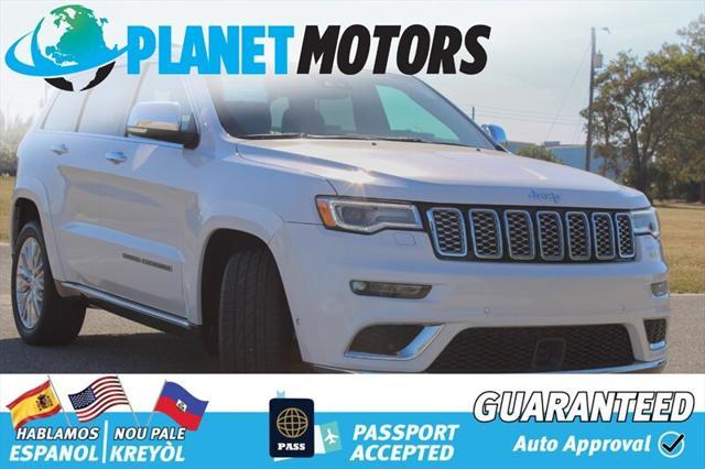 Photo of 2017 Bright White Clear Coat Jeep Grand Cherokee
