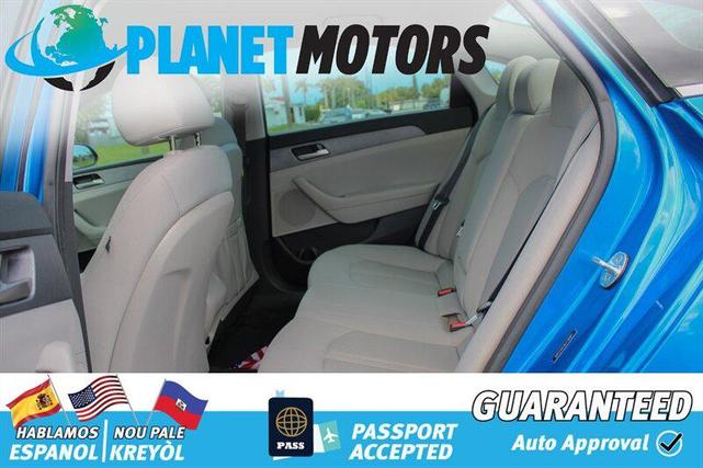 Photo of 2019 Blue Hyundai SONATA