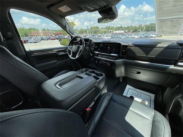Photo of 2022 Summit White Chevrolet Silverado 1500