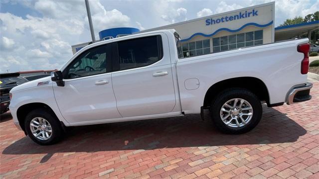 Photo of 2022 Summit White Chevrolet Silverado 1500