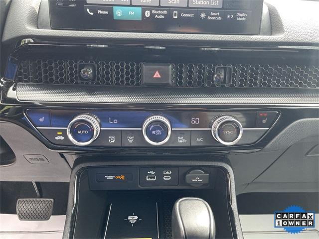 Photo of 2024 Crystal Black Pearl Honda CR-V