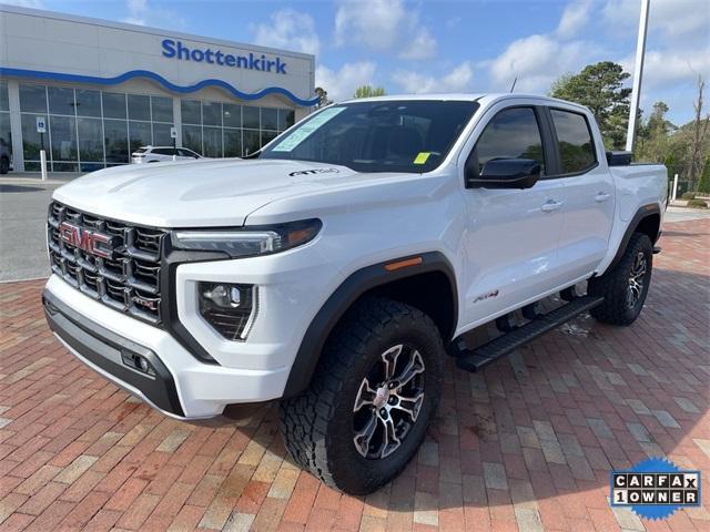 2024 GMC Canyon