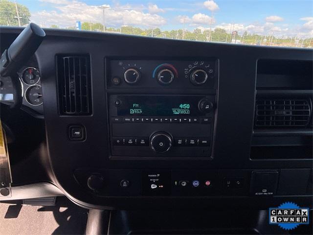 Photo of 2024 Summit White Chevrolet Express 3500