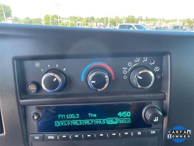 Photo of 2024 Summit White Chevrolet Express 3500
