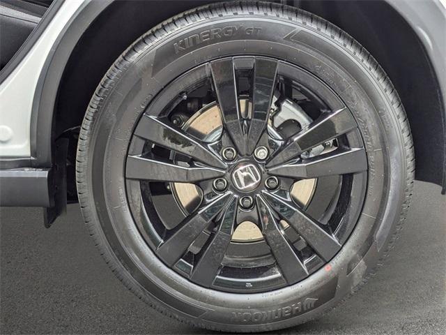 Photo of 2026 Platinum White Pearl Honda HR-V