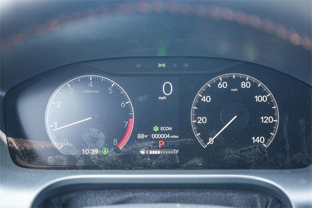 Photo of 2026 Platinum White Pearl Honda HR-V