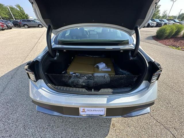 Photo of 2025 Silver Hyundai SONATA