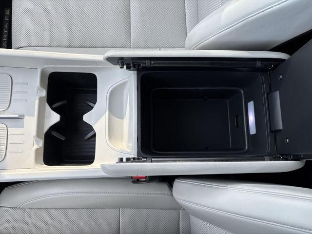 Photo of 2024 Hampton Gray Hyundai SANTA FE HEV