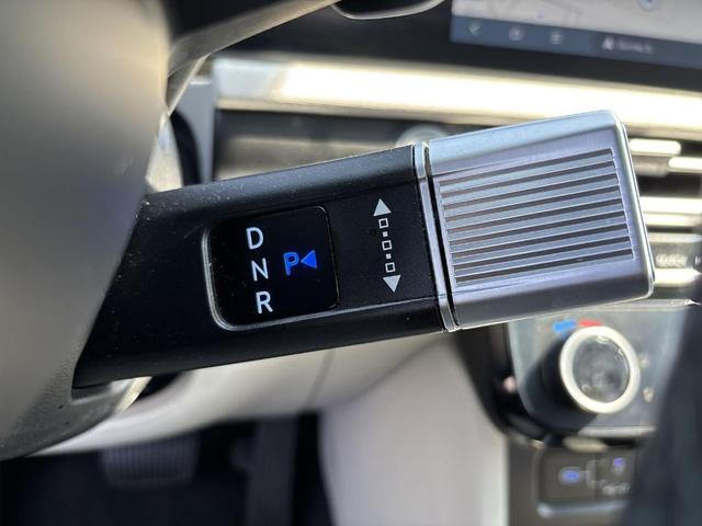 Photo of 2025 Phantom Black Hyundai TUCSON