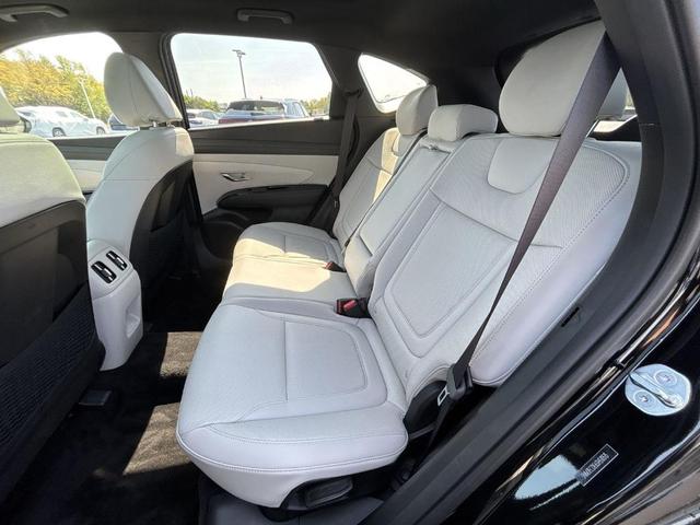 Photo of 2025 Phantom Black Hyundai TUCSON