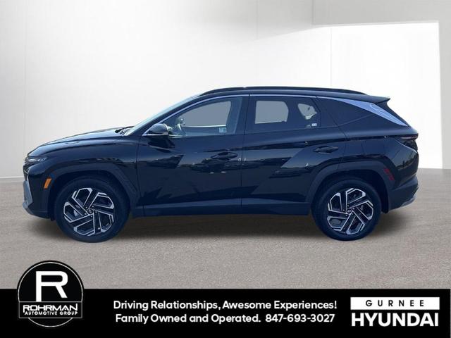 Photo of 2025 Phantom Black Hyundai TUCSON