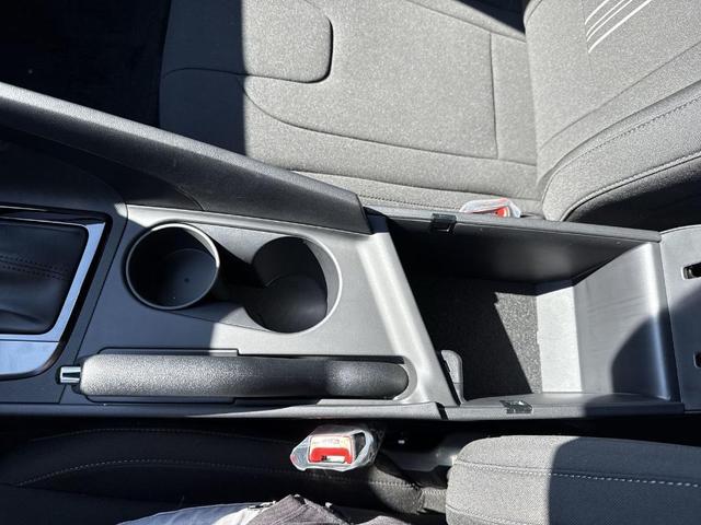Photo of 2025 Amazon Gray Hyundai ELANTRA