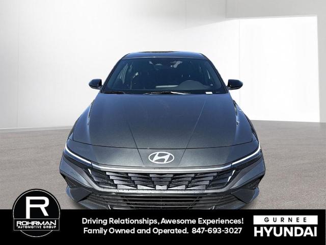 Photo of 2025 Amazon Gray Hyundai ELANTRA