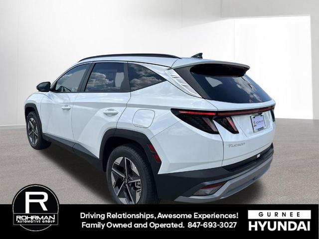 Photo of 2025 White Pearl Hyundai TUCSON