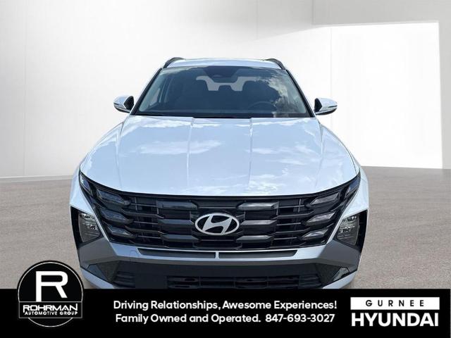 Photo of 2025 White Pearl Hyundai TUCSON