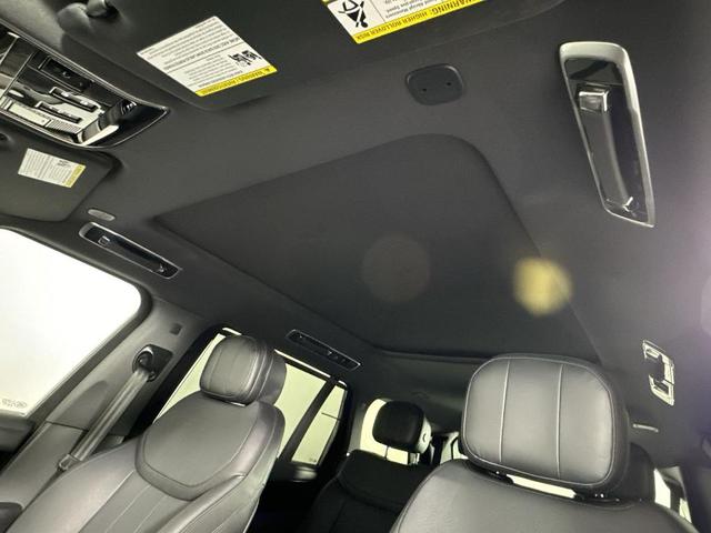 Photo of 2023 Fuji White Land Rover Range Rover