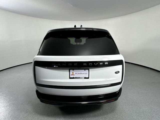 Photo of 2023 Fuji White Land Rover Range Rover