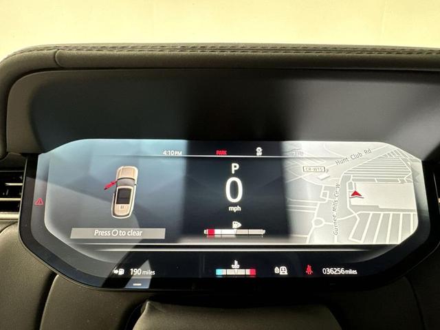 Photo of 2023 Fuji White Land Rover Range Rover