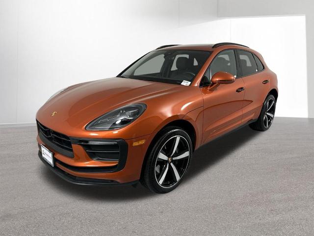 Photo of 2023 Papaya Metallic Porsche Macan