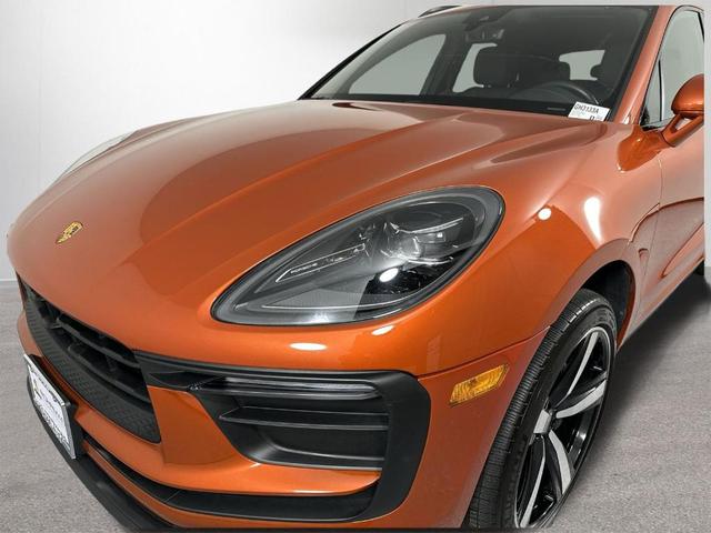 Photo of 2023 Papaya Metallic Porsche Macan