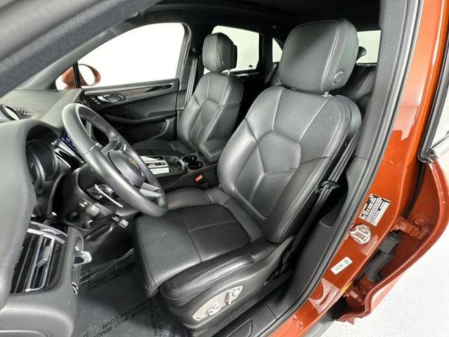 Photo of 2023 Papaya Metallic Porsche Macan