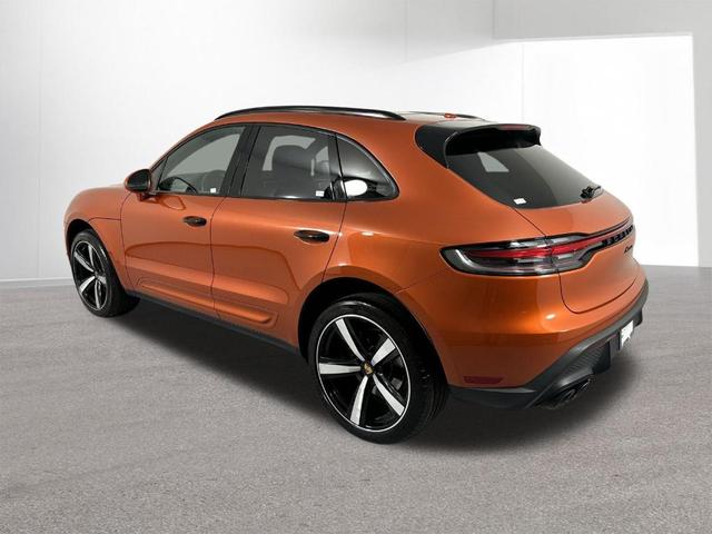 Photo of 2023 Papaya Metallic Porsche Macan
