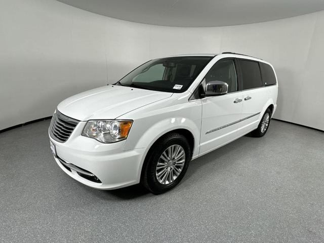 2015 Chrysler Town & Country