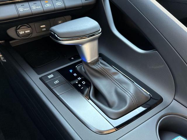 Photo of 2025 Intense Blue Hyundai ELANTRA