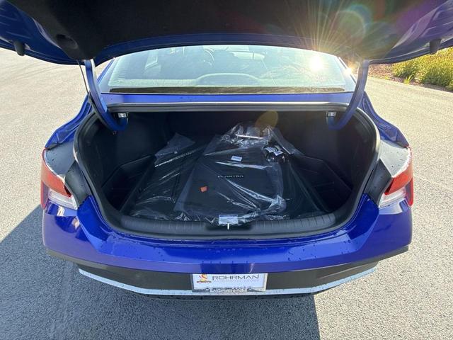 Photo of 2025 Intense Blue Hyundai ELANTRA