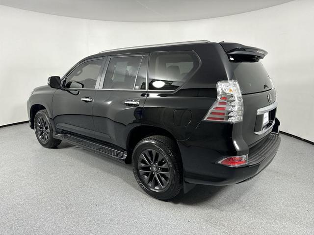 Photo of 2023 Black Onyx Lexus GX 460