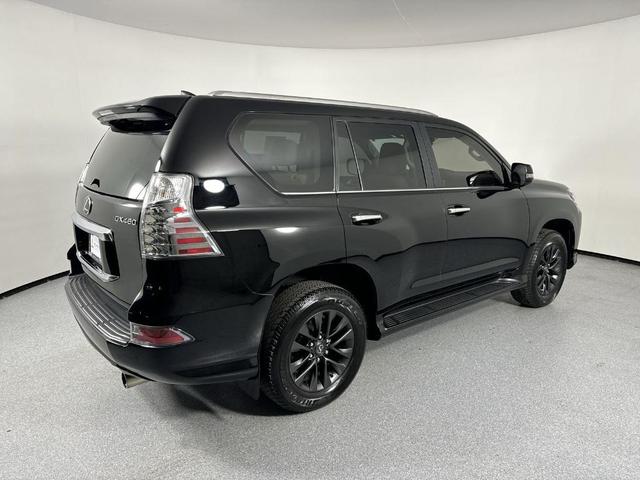 Photo of 2023 Black Onyx Lexus GX 460