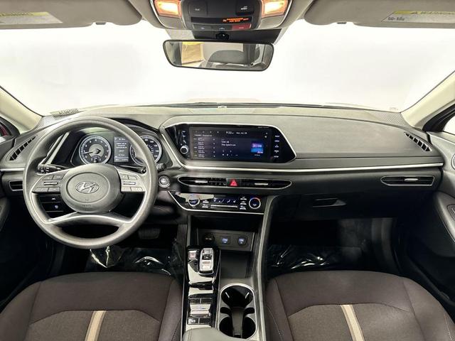 Photo of 2023 Red Hyundai SONATA